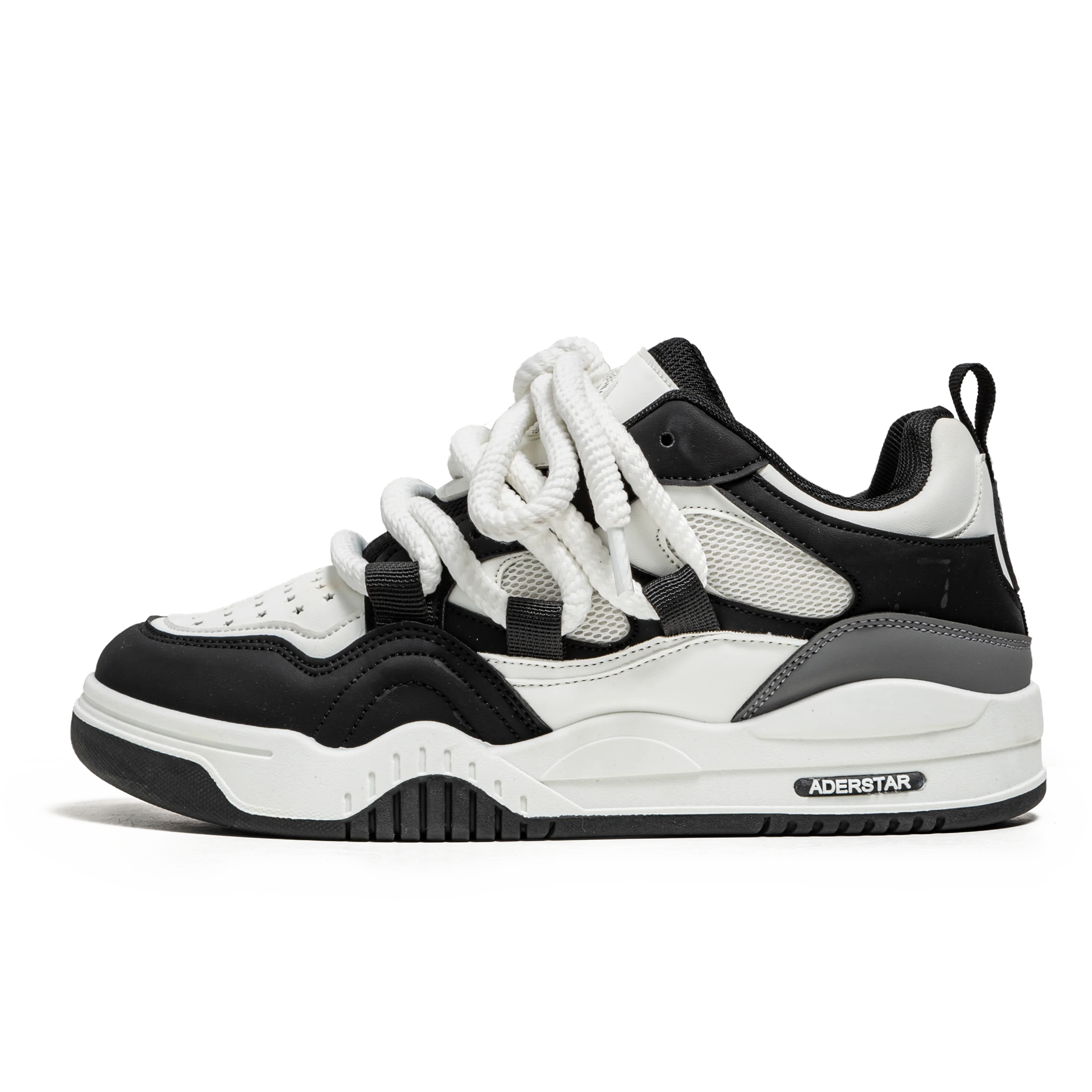 Trendsetting Comfort: Men Durable Skate Shoes with Fashionable Shoelaces, Ankle and Toe Protection, Breathable Holes - Melo
